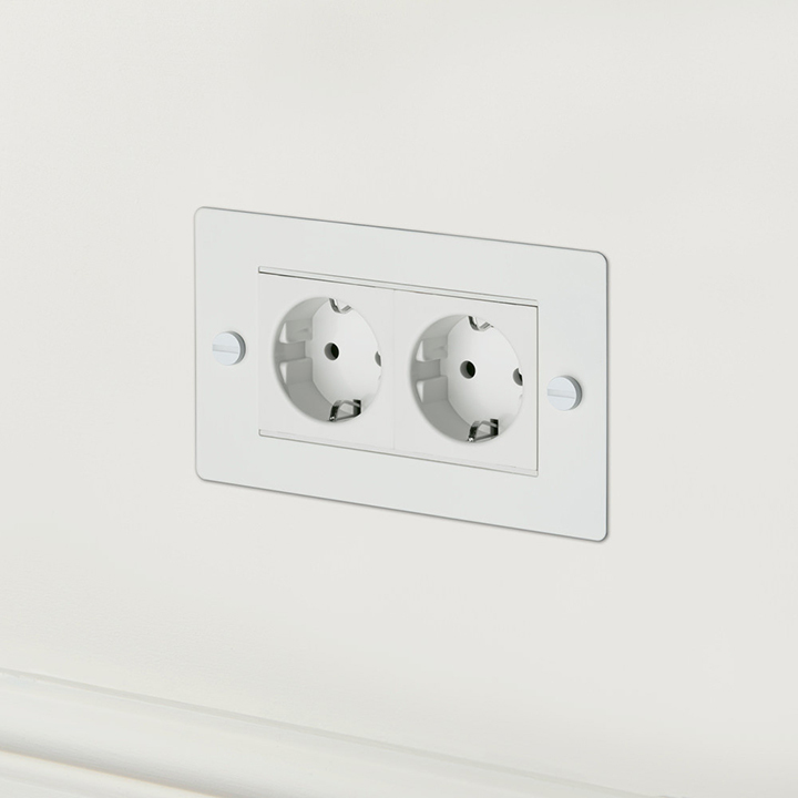 Ear5uC0.jpg 2G Euro Socket / White - Image 1