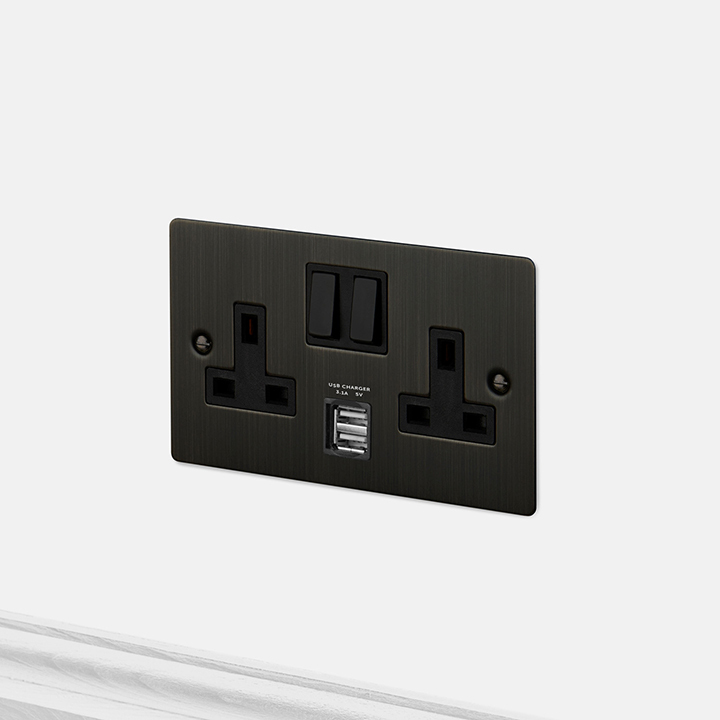 VrLEplA.jpg 2G UK SOCKET USB / Smoked Bronze - Image 1